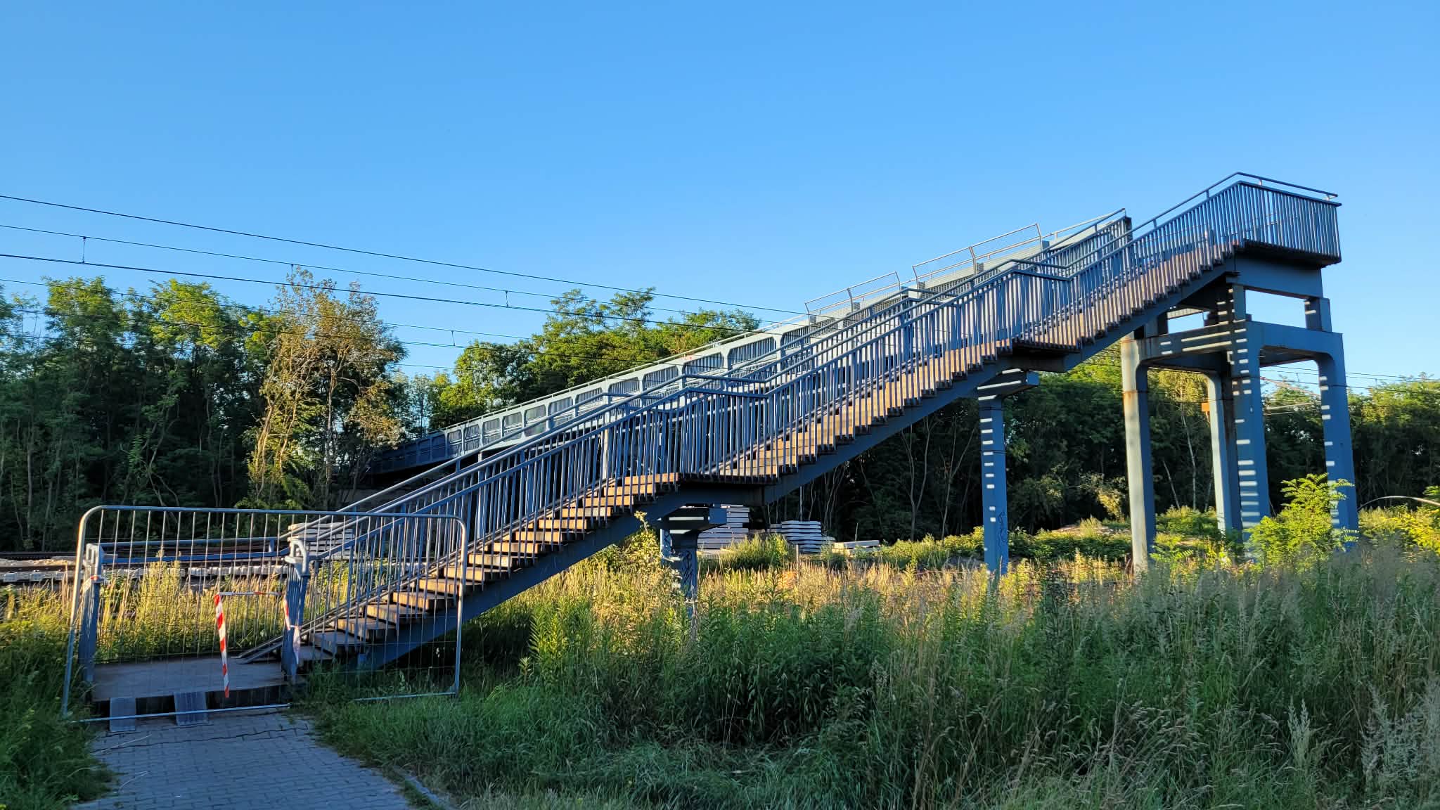 Stara kładka, czerwiec 2025 / Fot. Ewa Inn